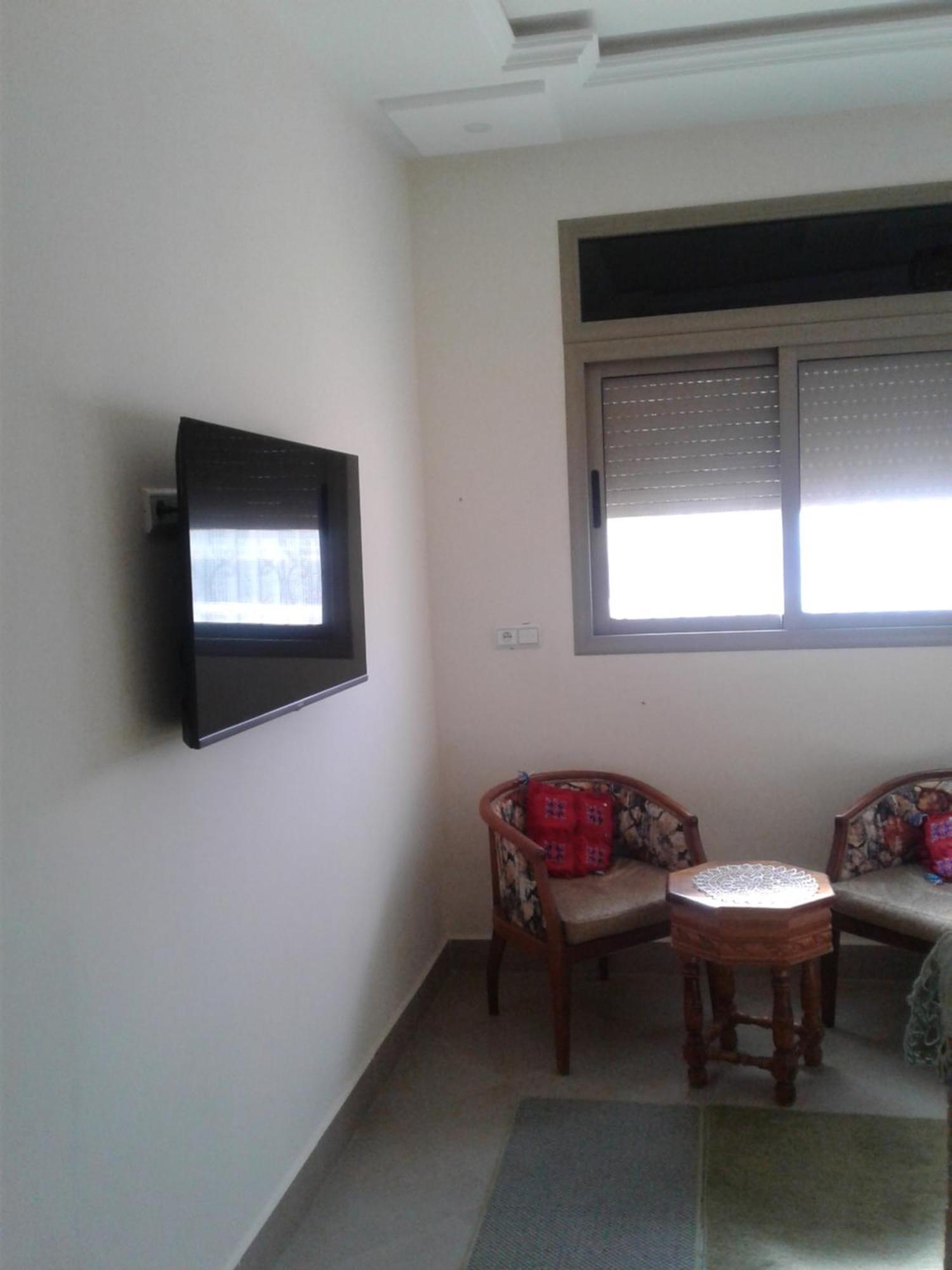 Appartement Meuble Ennasr49 Jenifra Exterior foto
